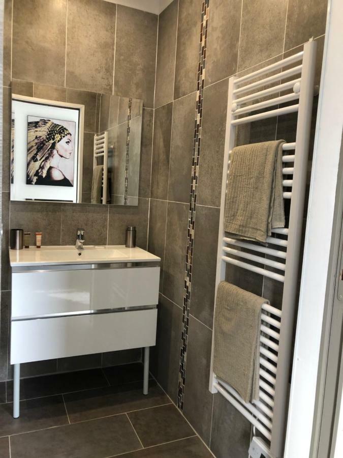 Villa Cocooning Proche Cannes วาลูริส ภายนอก รูปภาพ